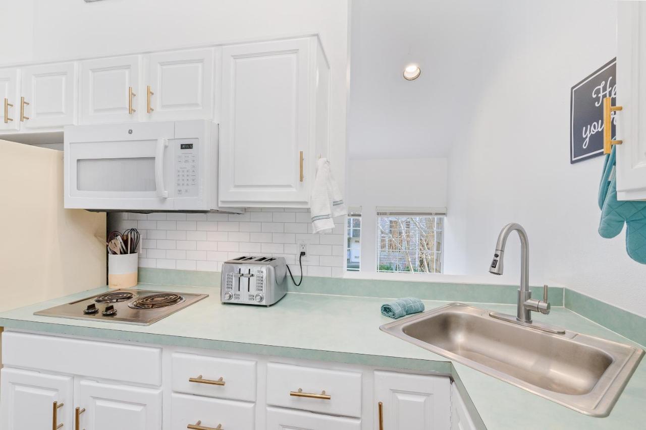 Cannon Beach Vibes, Steps To The Beach,Wifi,3 Full Bedroom En Suites With 3 Fireplaces,Near Downtown 외부 사진
